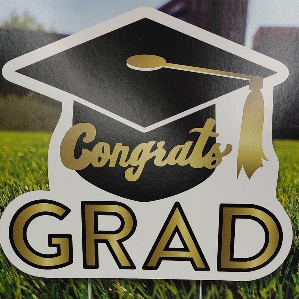 Amazon Graduation Yard Sign - Black and Gold